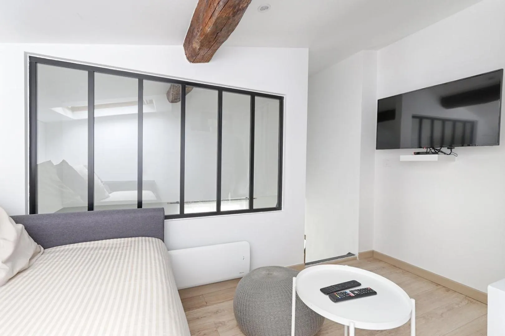 Residor - Appartement 4P Chaleureux Et Lumineux ! Paris 0*,  France